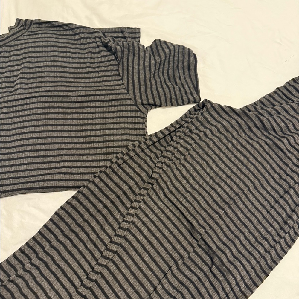 Striped Gray and Black Lounge Set